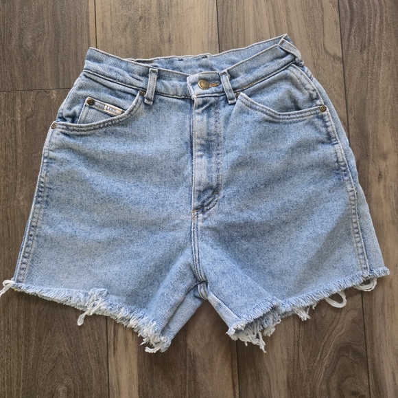 NWOT Lee Denim Mom Frayed Hem Shorts - Picture 1 of 6